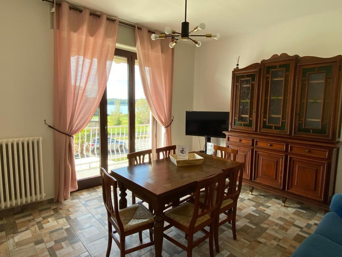 Appartamento Bellavista - Fronte Lago Di Varese Gavirate Exterior photo