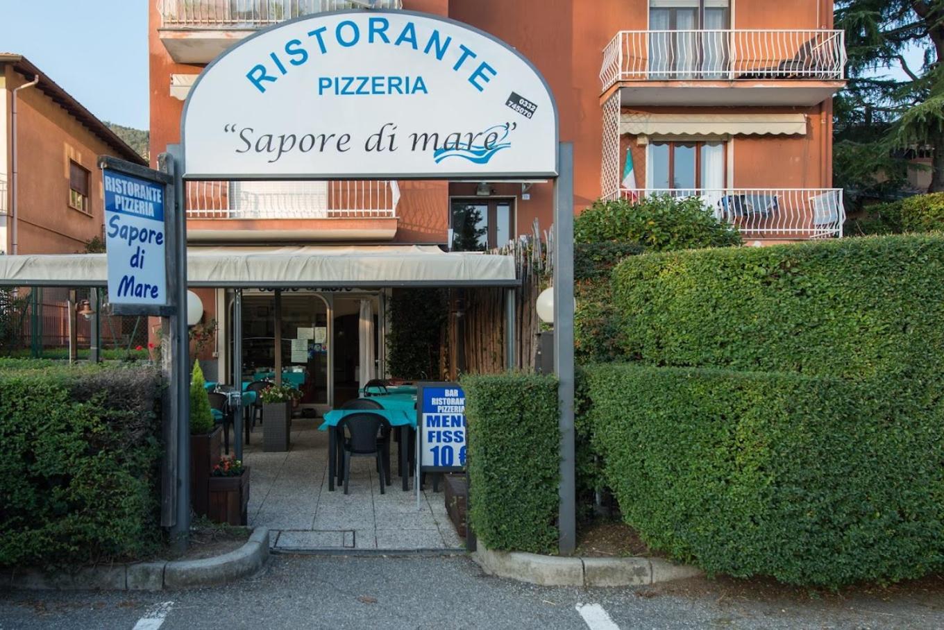 Appartamento Bellavista - Fronte Lago Di Varese Gavirate Exterior photo